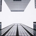 AI sales agent on a business website converting visitors